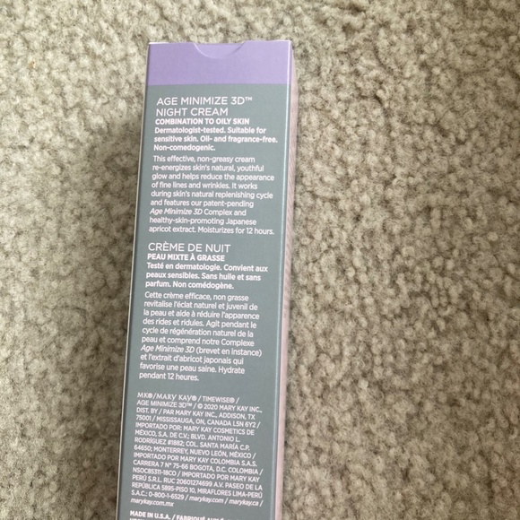 MaryKay Timewise Age Minimize 3D Night Treatment Cream - 1.7oz~ combination/oily - Picture 2 of 2